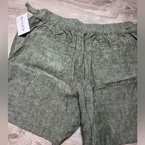 NWT Athleta voyager Linen Shorts- 100% linen- 20‎